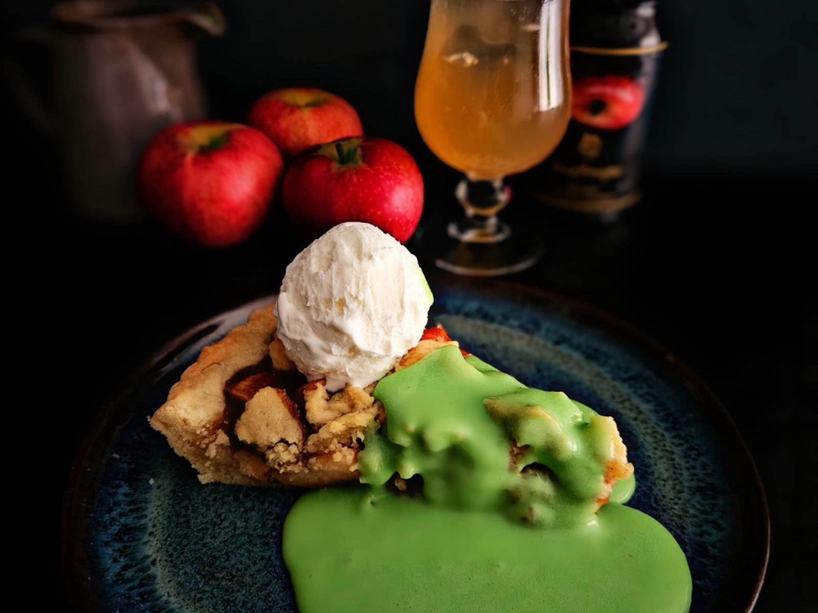 Irish Apple Tart po mojemu – jabłka, lody i pandan