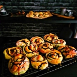 Bułki drożdżowe z...