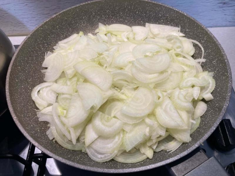 Śledzie w sosie pomidorowym z miodem