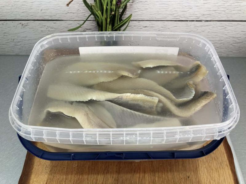 Śledzie w śmietanie