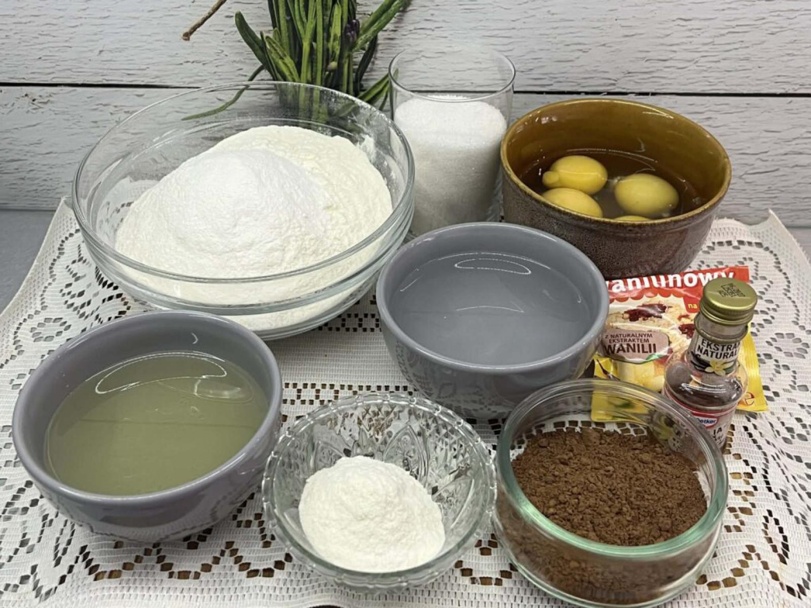 Proste ciasto na majówkę