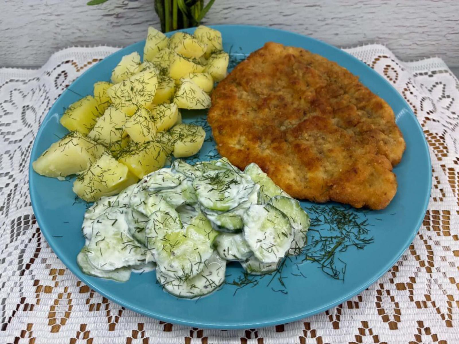 Najlepszy kotlet schabowy – chrupiący z zewnątrz i soczysty w środku