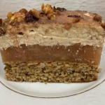 Jabłecznik z orzechami