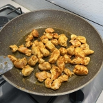 Makaron z kurczakiem,...