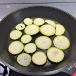 Omlet z cukinią i fetą