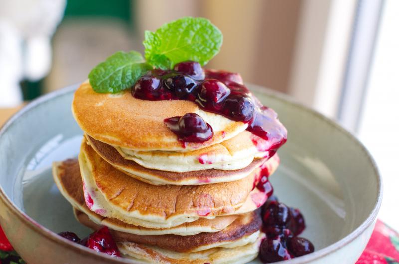 PANCAKES OWOCE LEŚNE NA MAŚLANCE