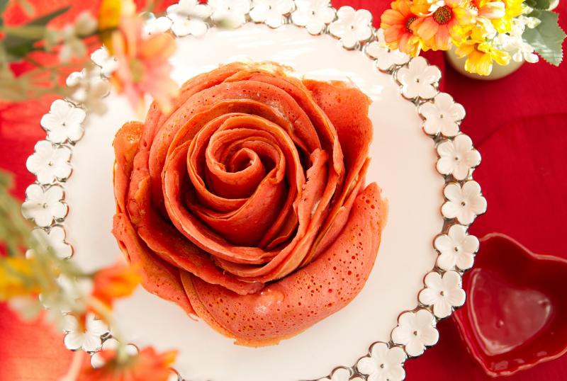 RÓŻA Z NALEŚNIKÓW- NA DZIEŃ BABCI LUB WALENTYNKI