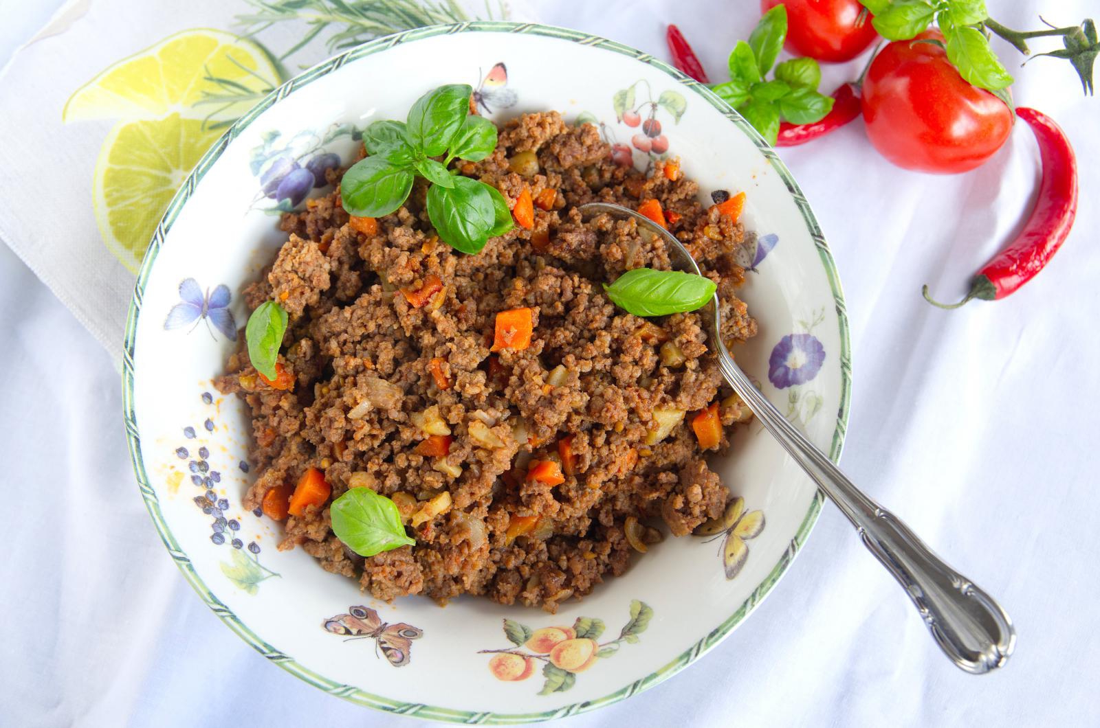 Sos ragú – włoski sos do makaronu