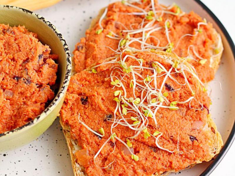 Pomidorowa pasta z makreli