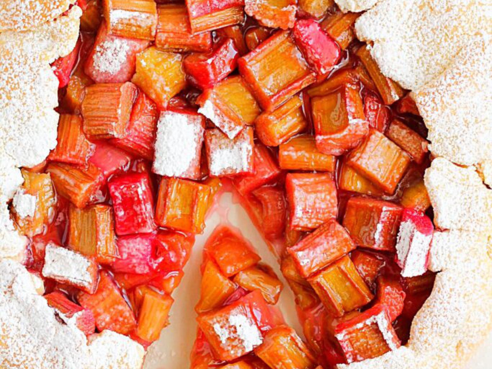 Rustykalna tarta z rabarbarem (galette)