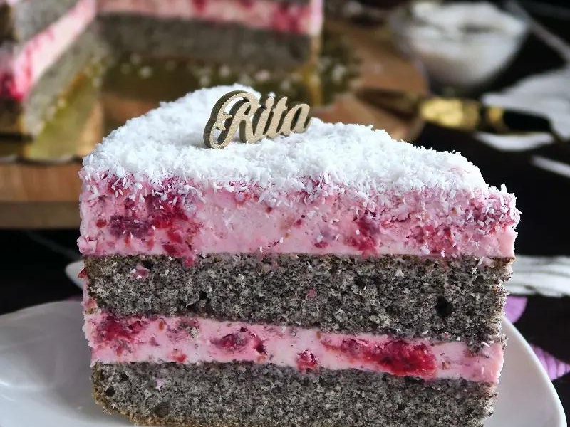 Torcik Makowy z Malinami