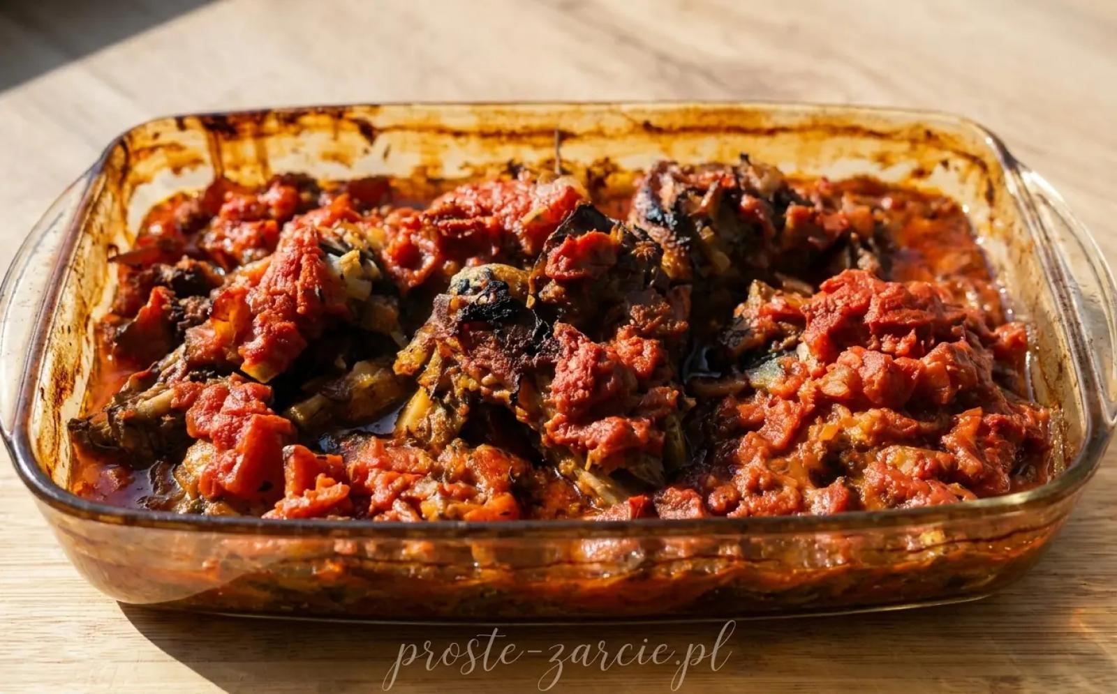 Kaczka pieczona w pomidorach i ziołach – soczysty przepis z piekarnika