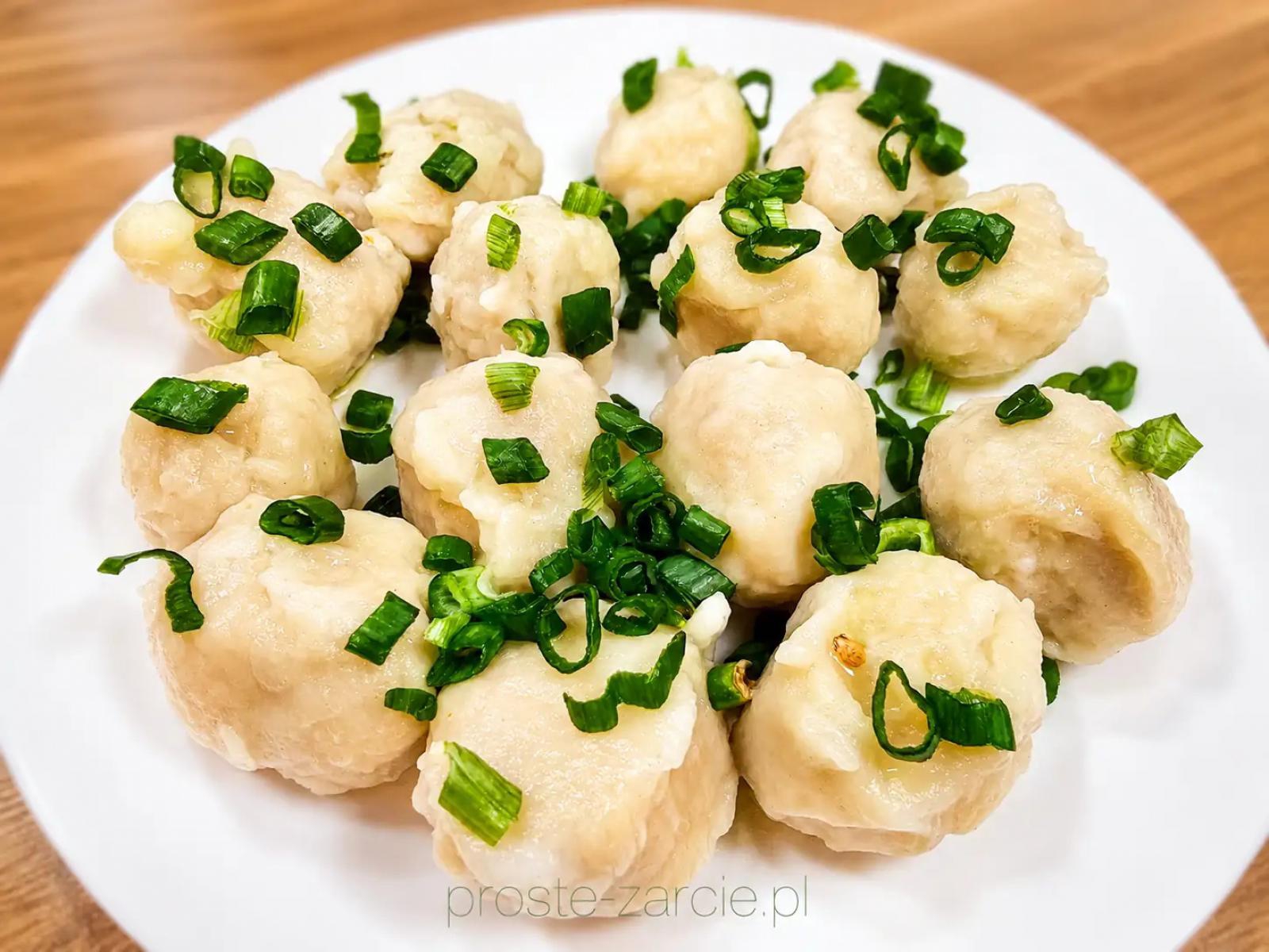 Pierogi bez lepienia – hit Internetu czy strata czasu? Sprawdziłem ten przepis!