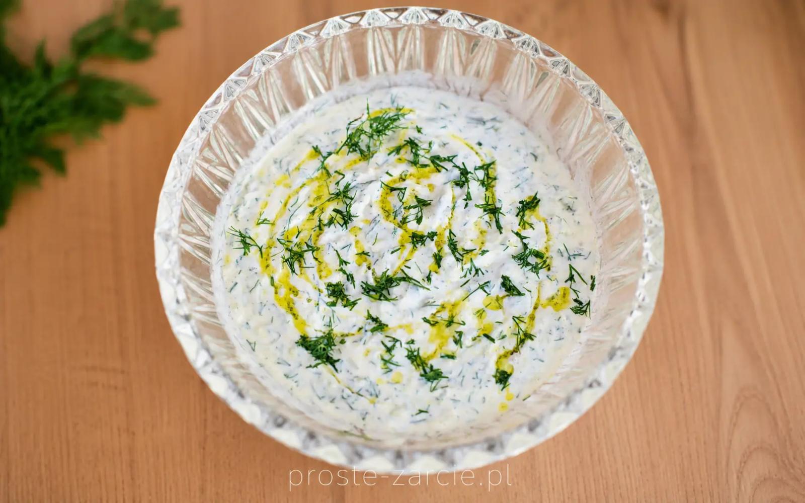 Tzatziki – moja najlepsza wersja kultowego sosu