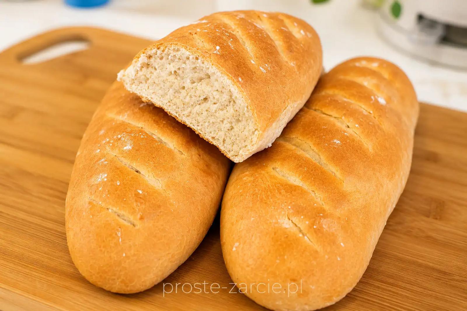 Długie bułki / półbagietki – prosty przepis na domowe pieczywo
