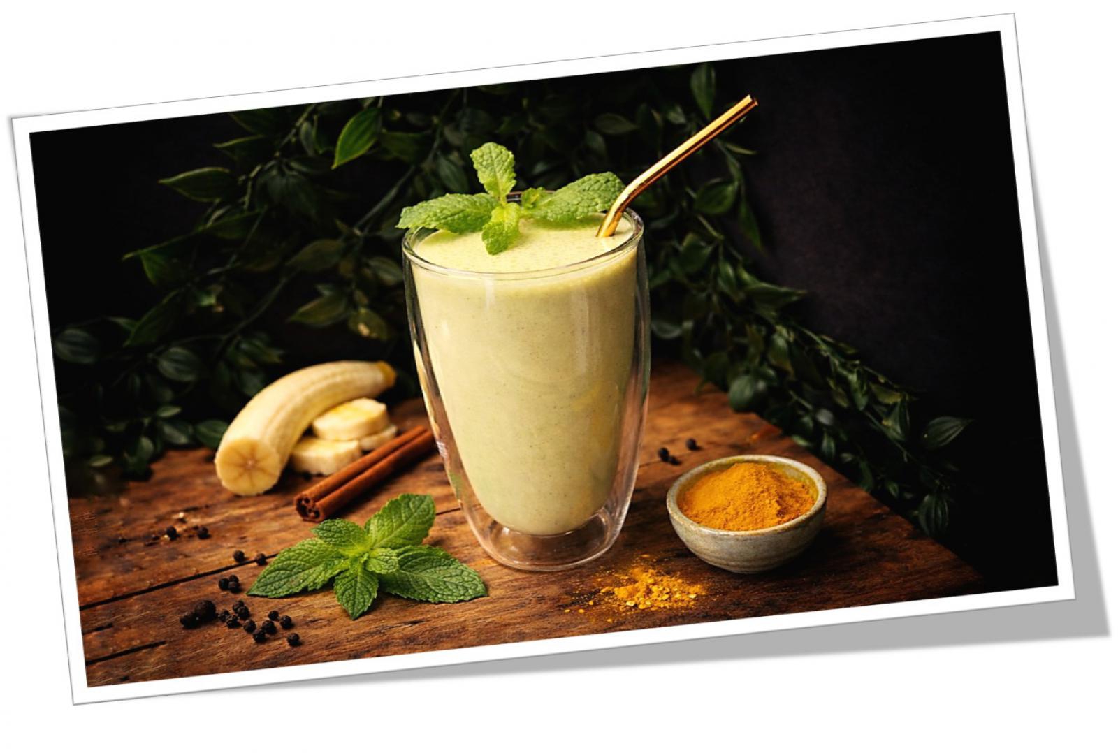 Bananowy Koktajl Białkowy ze Skyrem – Kremowy i Sycący (*SERIA FIT*)