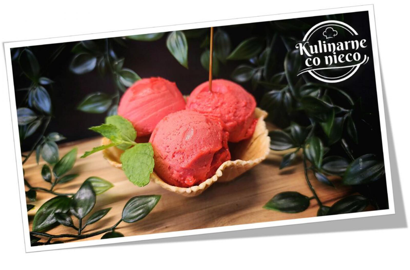 Fit Sorbet Truskawkowy (Ninja Creami)