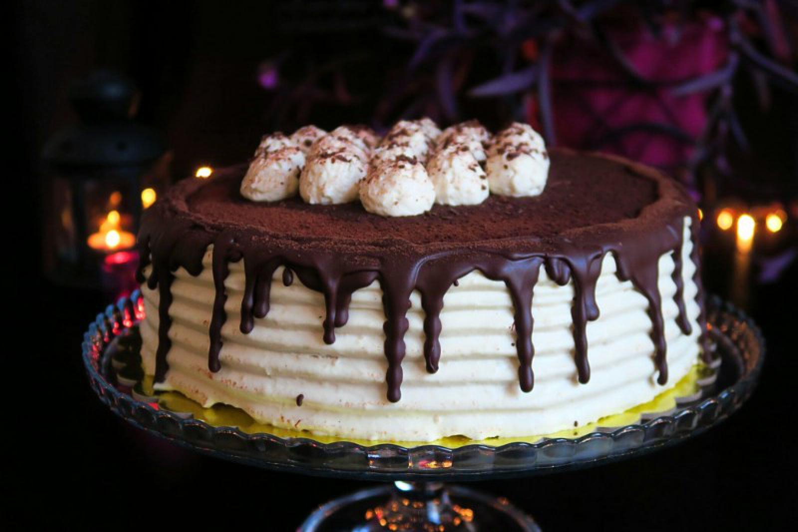 TORT TIRAMISU