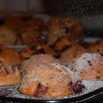 MUFFINKI Z WIŚNIAMI