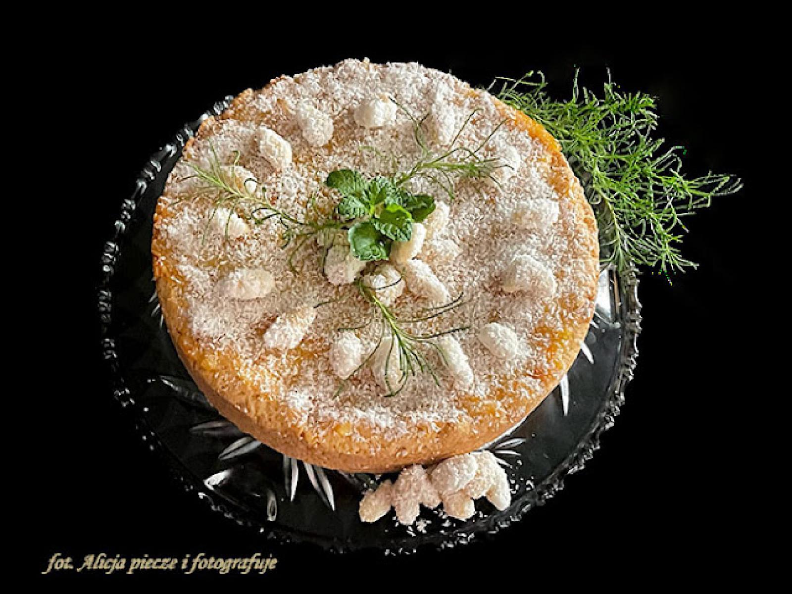 Tort trójkolorowy -jabłkowy -pomarańczowy