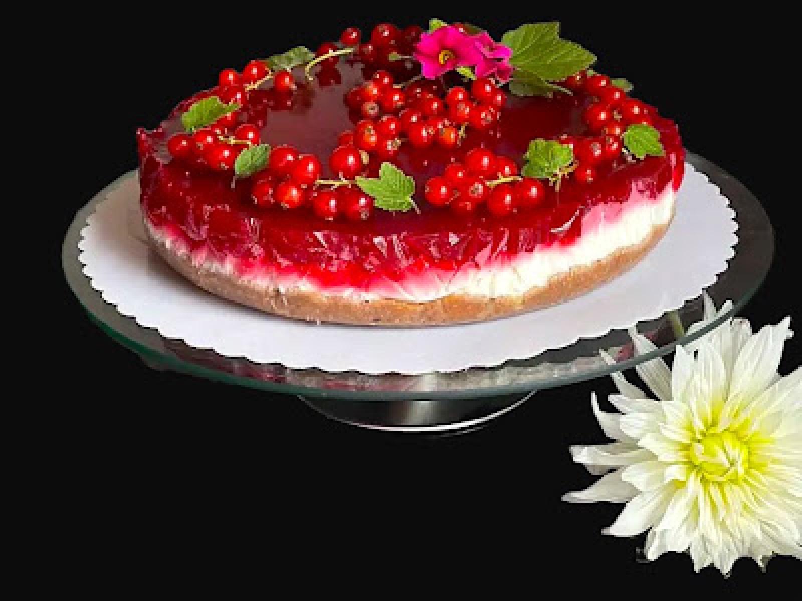 Porzeczkowy- tort -ze -Skyrem