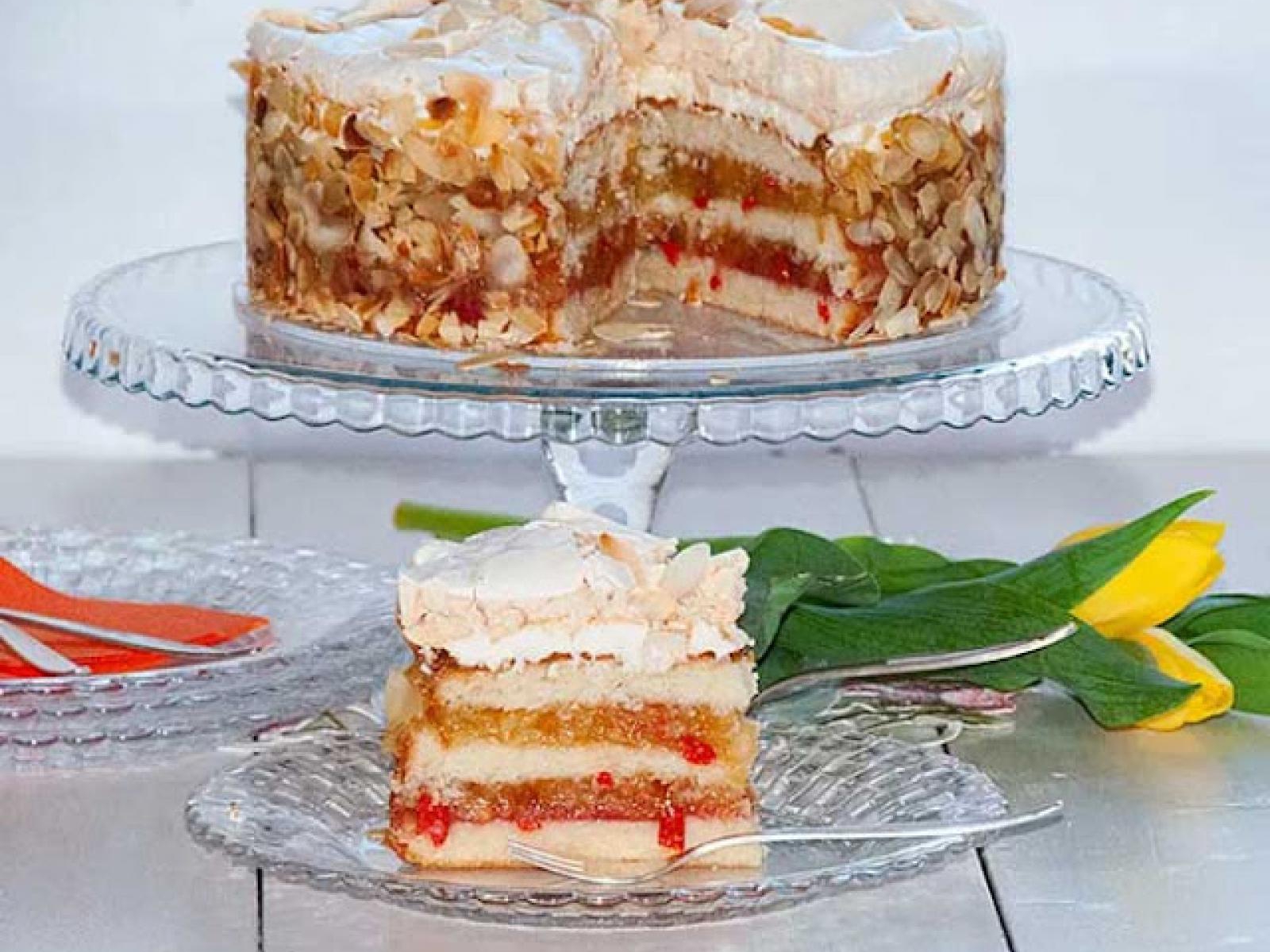 Tort jabłkowy -z -owocami -Goji