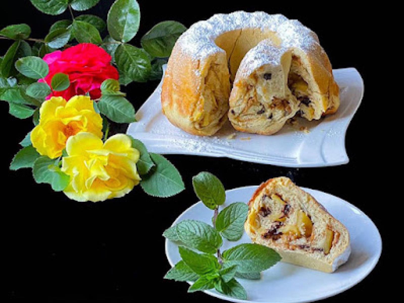 Drożdżowa -babka -z- jabłkami -o cudownym -smaku
