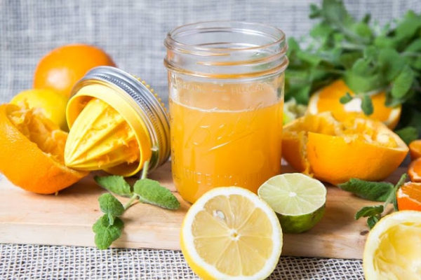 pomarańcza + cytryna + limonka + mięta