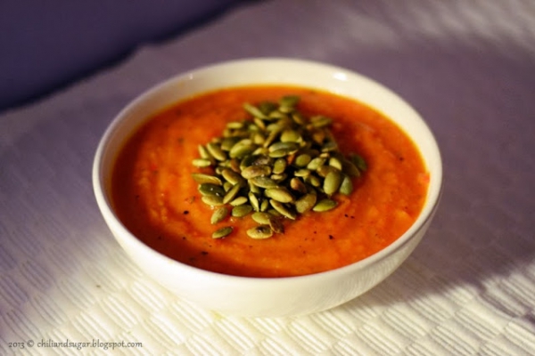 pikantna zupa krem z dyni i pieczonych warzyw