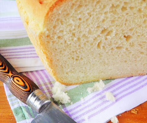 Chleb codzienny na drożdżach (pszenny)