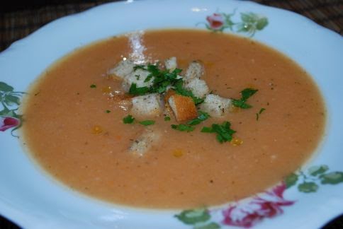 Zupa-krem z ziemniaków i świeżych pomidorów