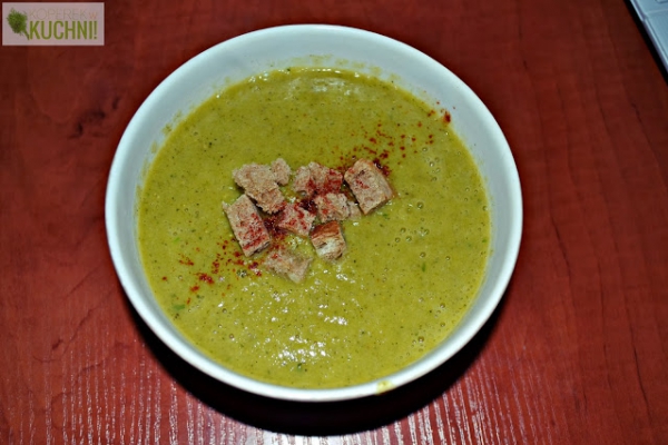 Zupa krem brokułowo-cukiniowy