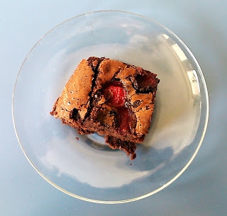 Klasyczne brownie z wiśniową nutą