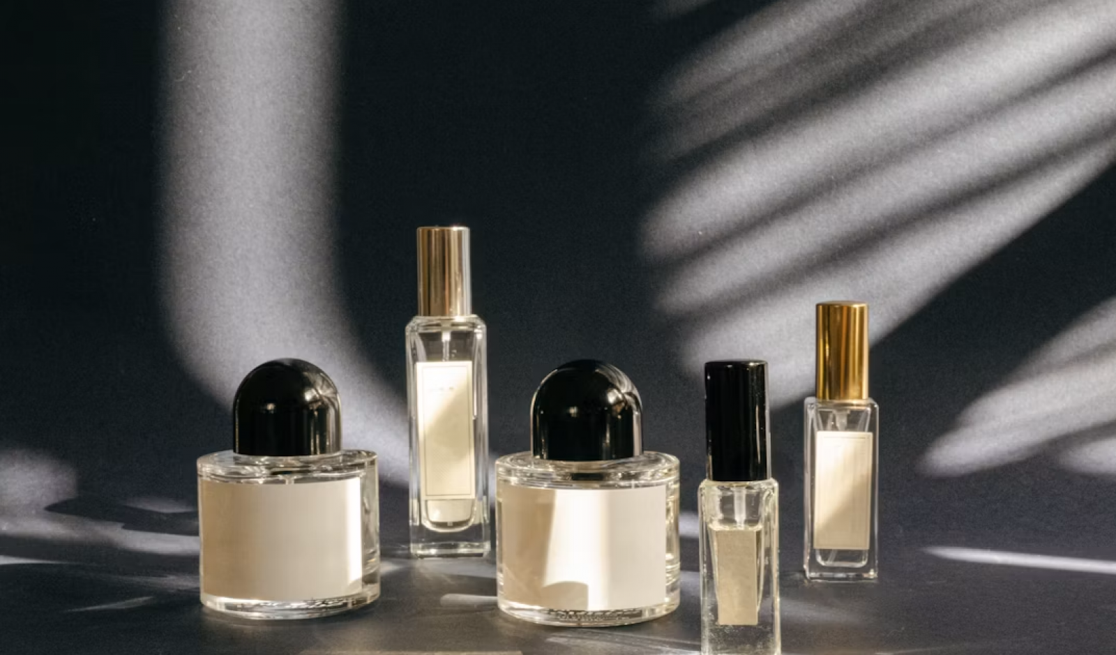 Słodkie zapachy: Czym są perfumy gourmand i jakie nuty kulinarne w nich znajdziemy?