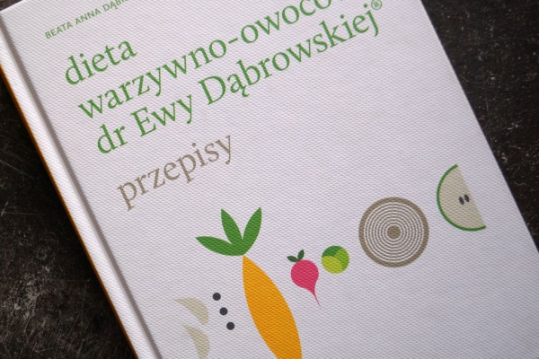 Dieta warzywno-owocowa dr Ewy Dąbrowskiej, przepisy - recenzja książki