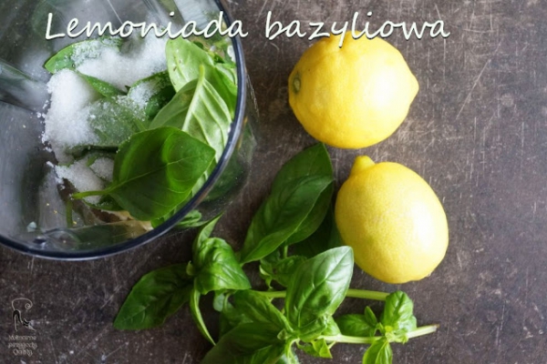 Lemoniada bazyliowa