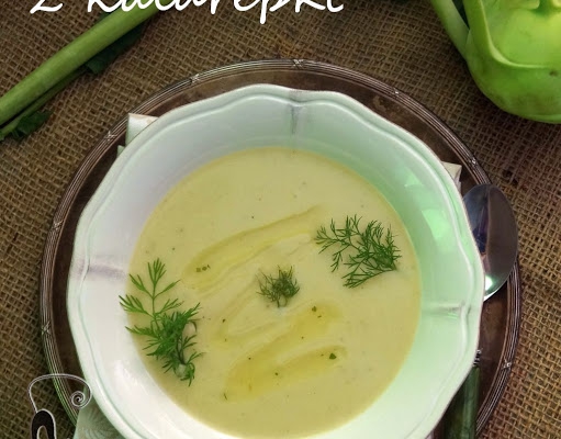 Zupa krem z kalarepki z zielonym pesto