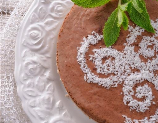 Ciasto czekoladowe z kremem sezamowym bez mąki,tłuszczu i cukru.
