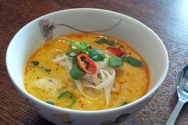 Zupa z kurczakiem  Khao Soi Gai / Chicken Soup  Khao Soi Gai  (ข้าวซอยไก่)