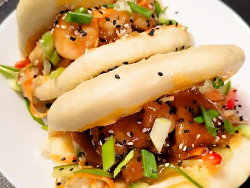 Bułeczki bao z kurczakiem w dwóch odsłonach - z kurczakiem 🍗 i z krewetką 🍤