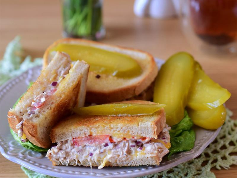 Tuna Melt- Amerykańska kanapka