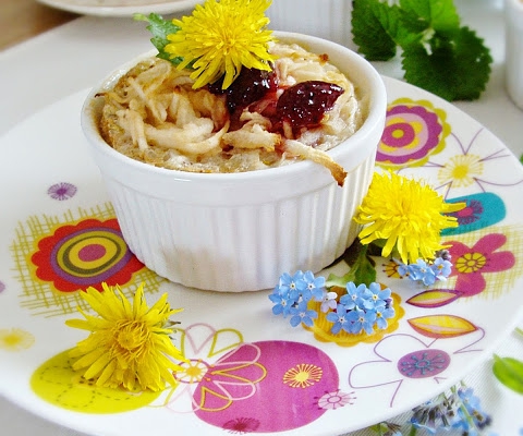 Deser-ryż na słodko z kwiatami mniszka