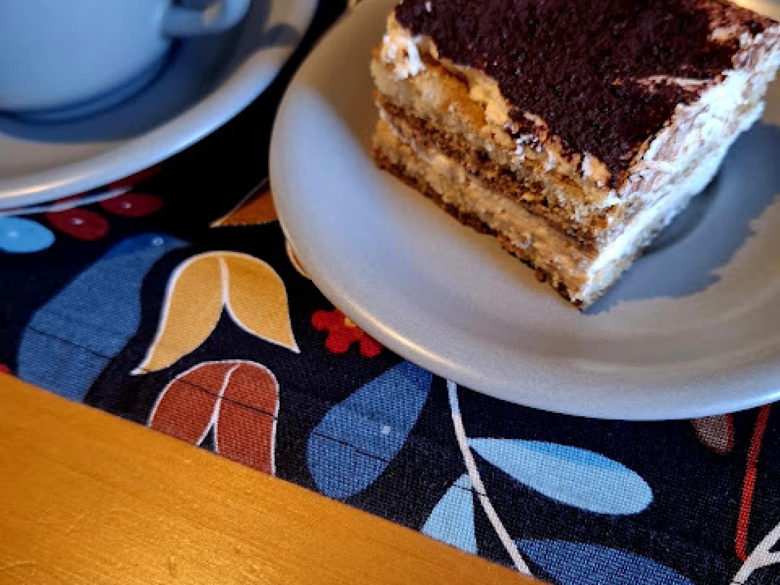 Tiramisu z biszkoptami – klasyczny deser w najlepszym wydaniu