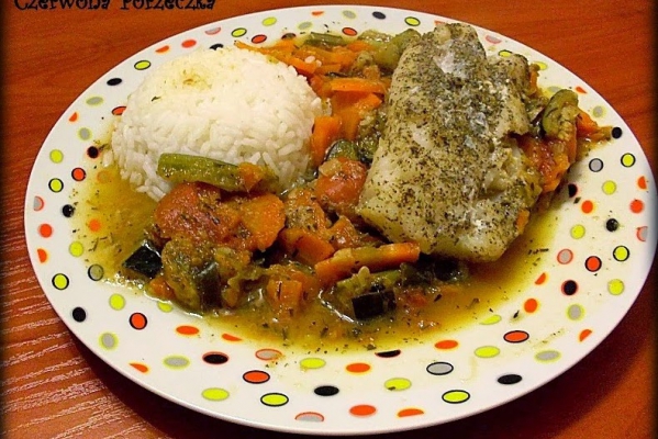 Ryba z warzywami pieczona w folii