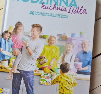 Domowy budyń waniliowo- migdałowy i recenzja książki  Rodzinna kuchnia Lidla