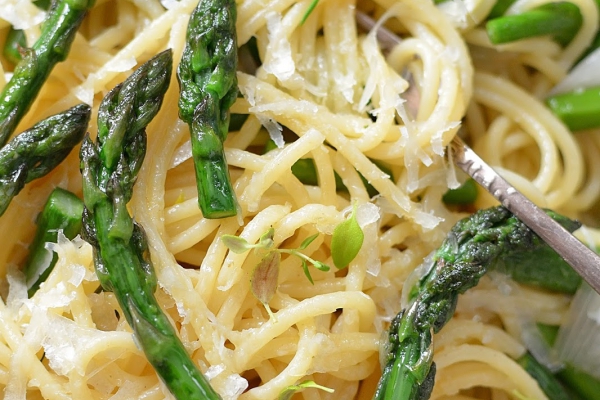 Spaghetti ze szparagami czyli włoskie jedzenie!