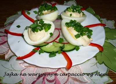 Jajka na warzywnym Carpaccio wg Aleex