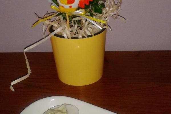 Wielkanocne jajka i... pasta z awokado po raz drugi