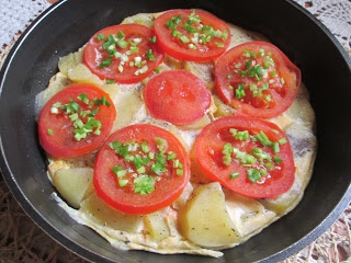 Omlet ziemniaczany z patelni
