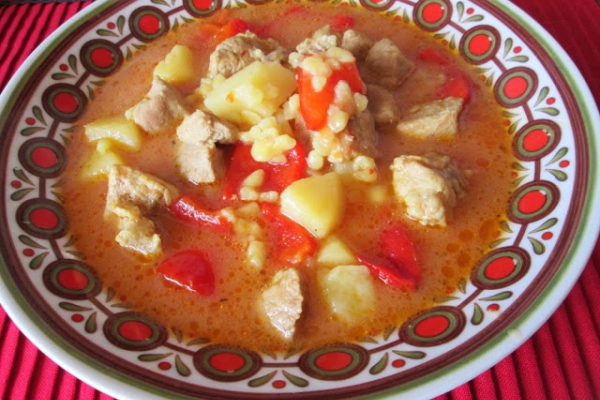 Bogracz wieprzowy- zupa węgierska